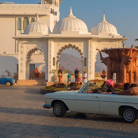 Radisson Blu Udaipur Palace Resort & Spa Exterior foto