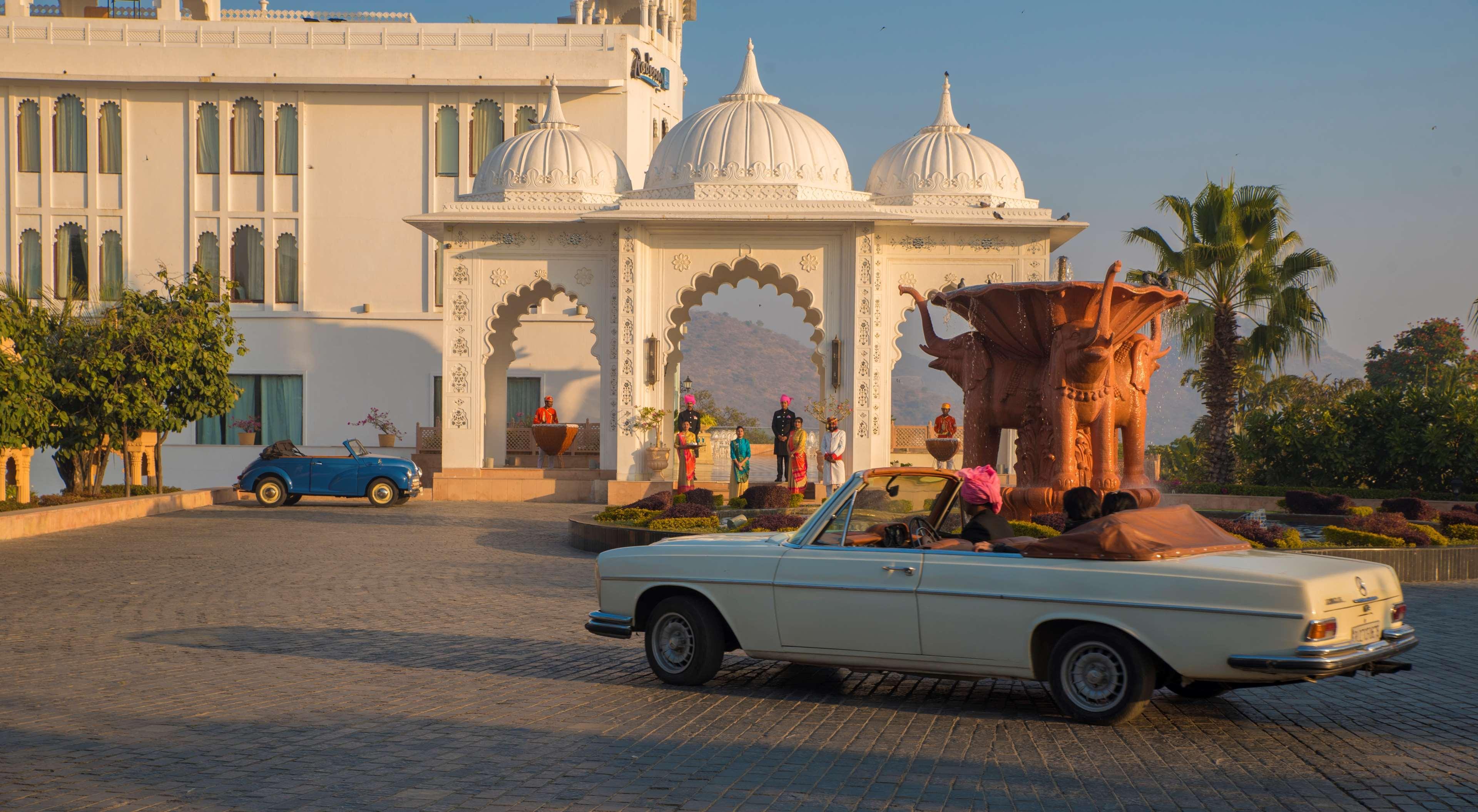 Radisson Blu Udaipur Palace Resort & Spa Exterior foto